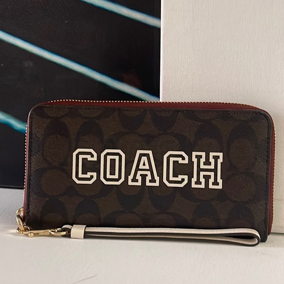 Coach Long Zip Around Wallet In Signature Canvas With Varsity Motif - Picture 5 of 12
